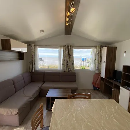 펜션 Mobile Excellente Situation, Proche Et Centre-ville, Ideal Pour 4 Personnes - Fr-1-709-56 *